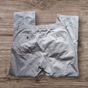 TailorByrd Men’s Khaki Dress Pants. Size 38/32‎